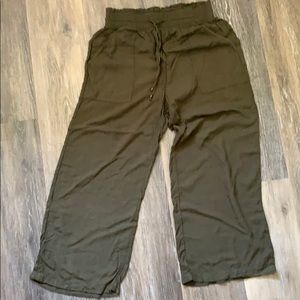 Abercrombie & Fitch Capri pant